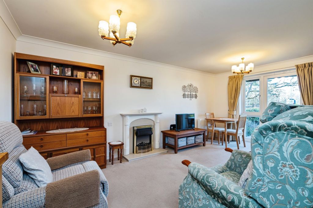 Additional image 2 of 2 bed flat for saleHanbury Court, Thetford IP24