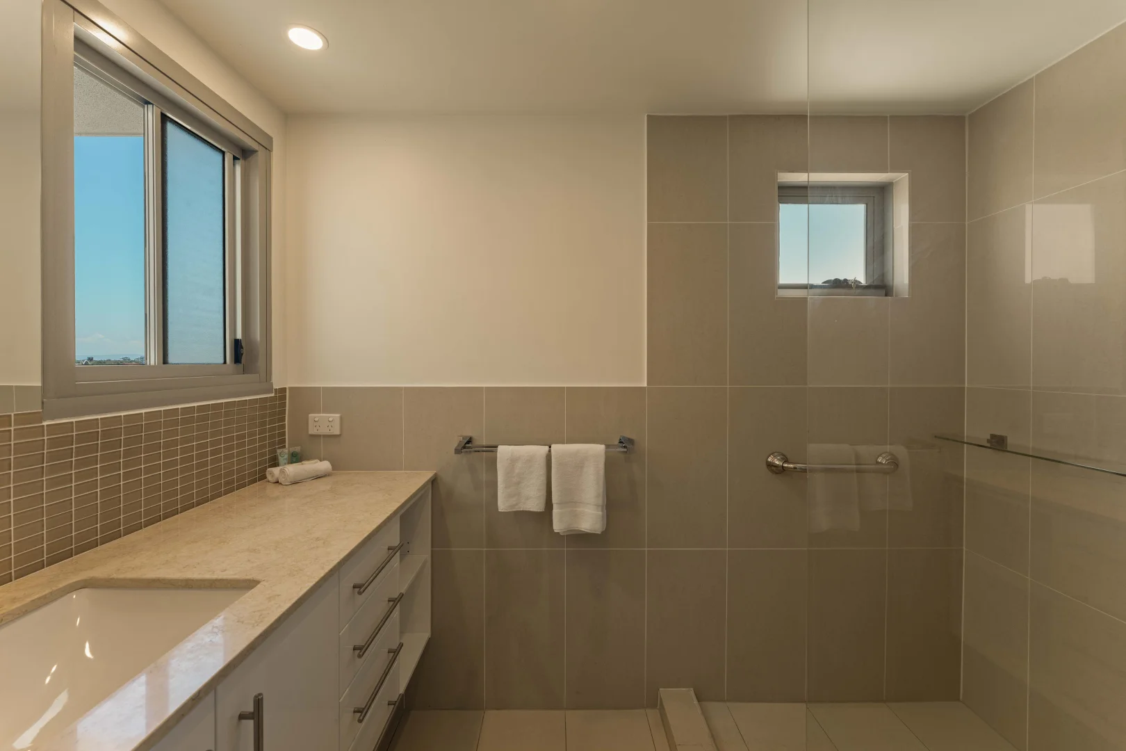 Additional image 11 of 701/185 Redcliffe Parade, Redcliffe QLD 4020