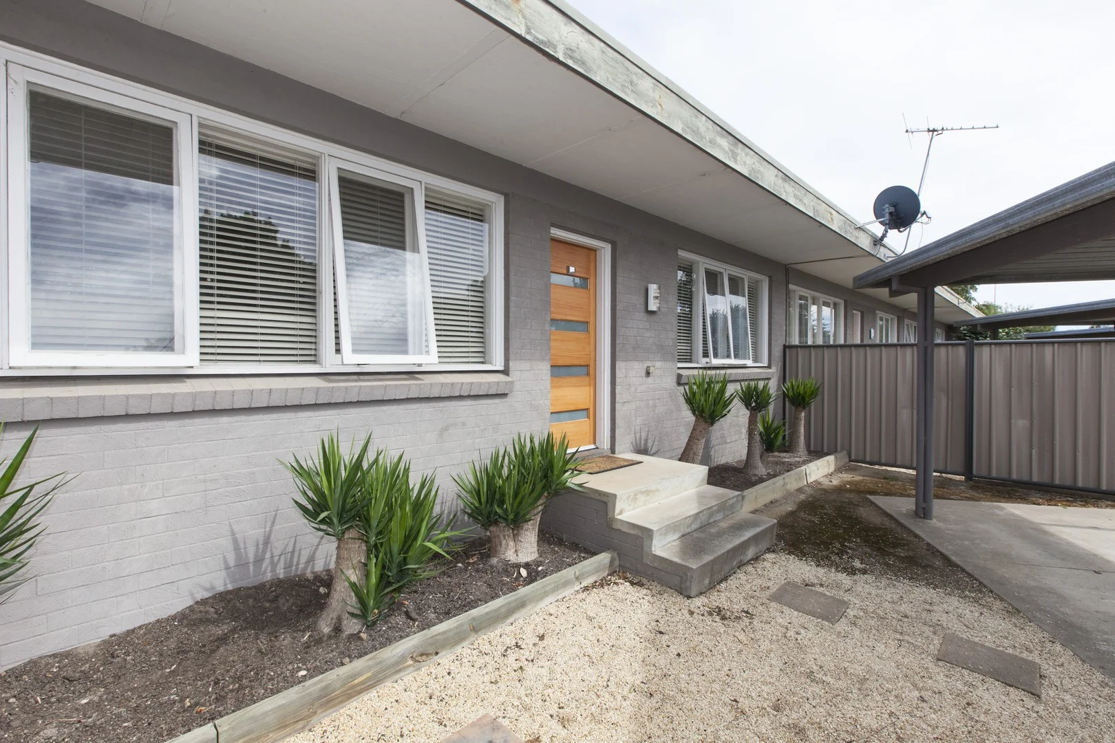 2/11 High Street, Ararat VIC 3377
