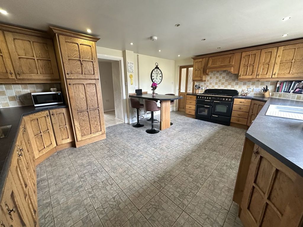 Additional image 5 of 6 bed detached house for saleTrefecca, Brecon LD3
