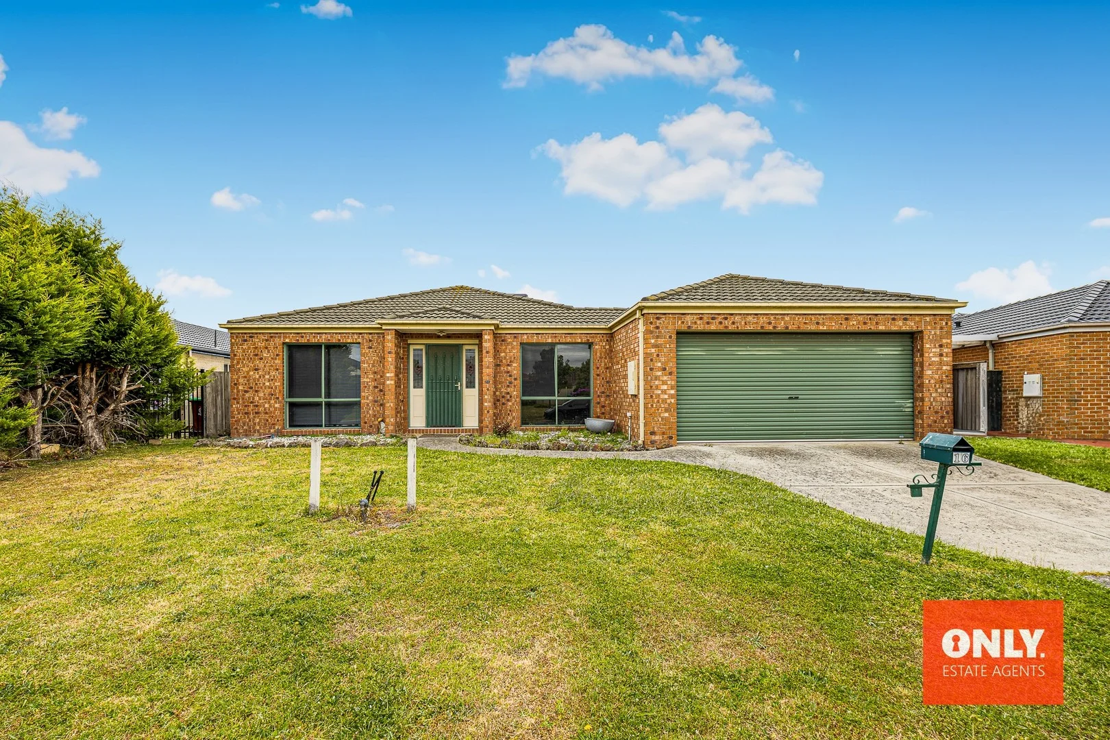 16 Feehan Crescent, Narre Warren South VIC 3805