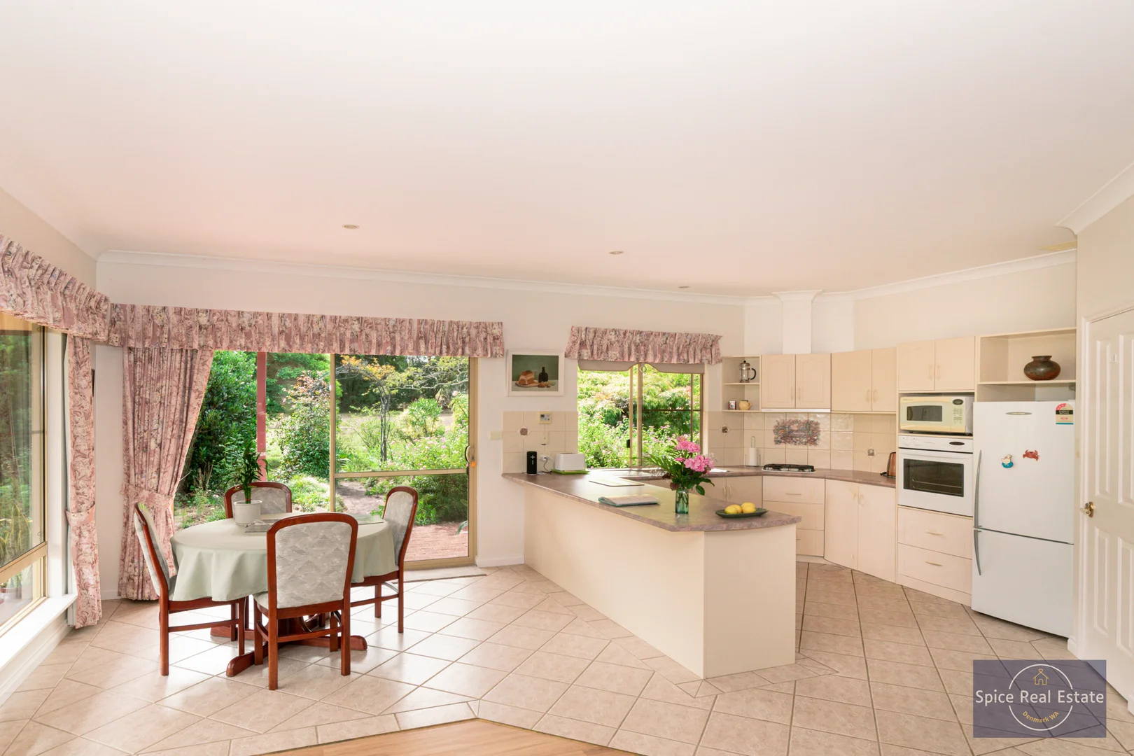 Additional image 14 of 124 Sheoak Drive, Hay WA 6333