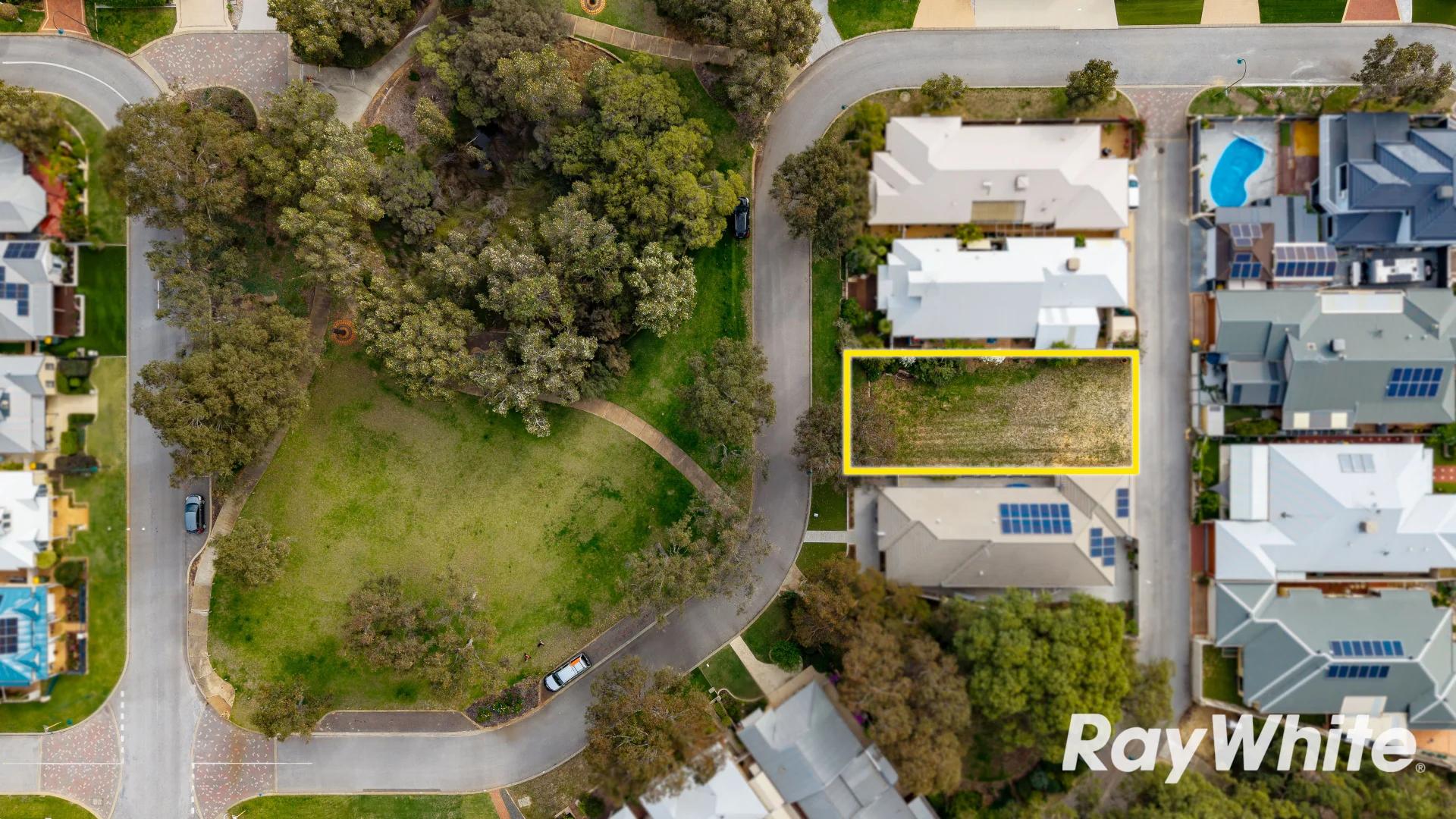 13 Tasman Loop, Dudley Park WA 6210 photo 2