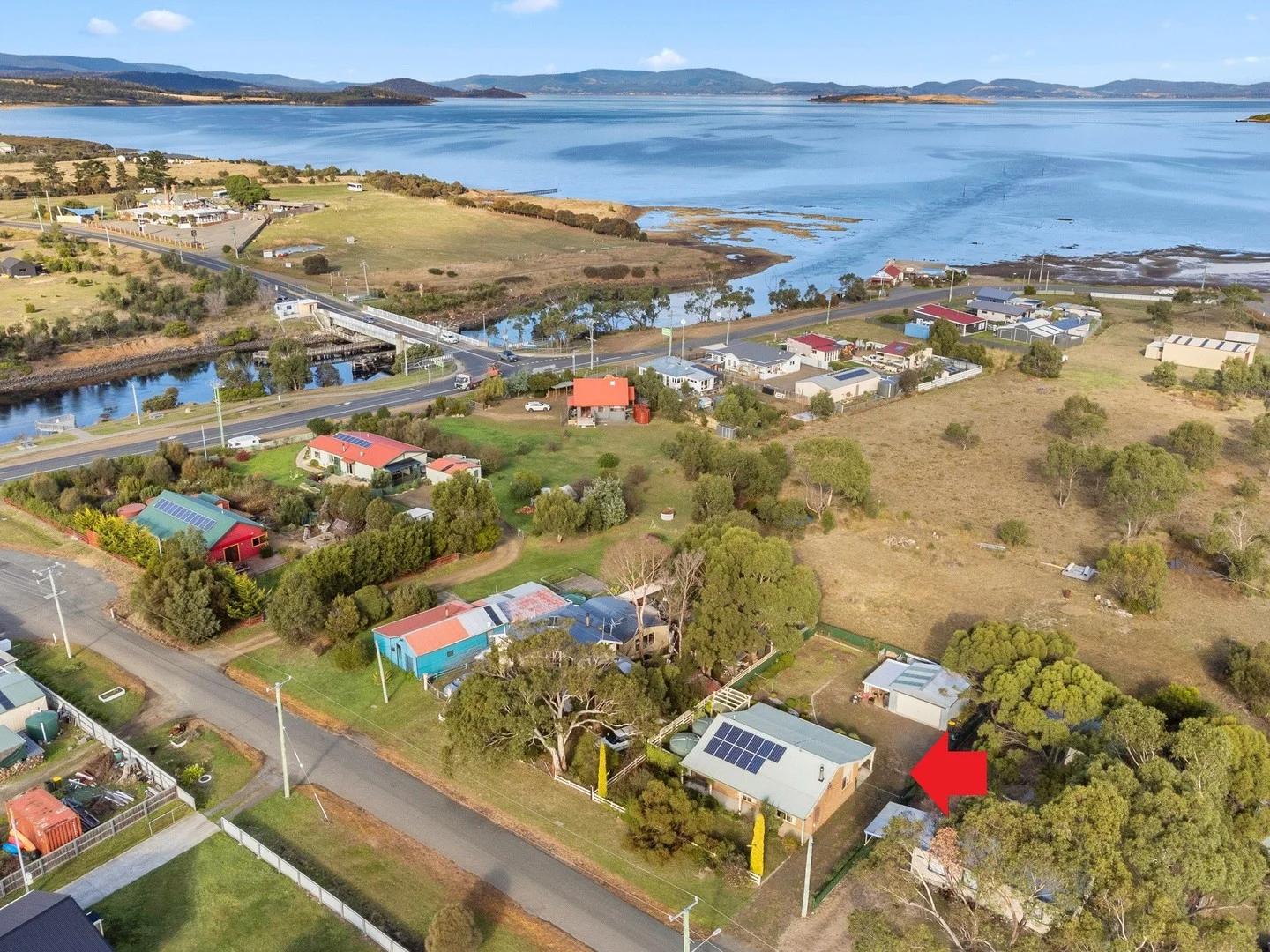 35 Booth Street, Dunalley TAS 7177