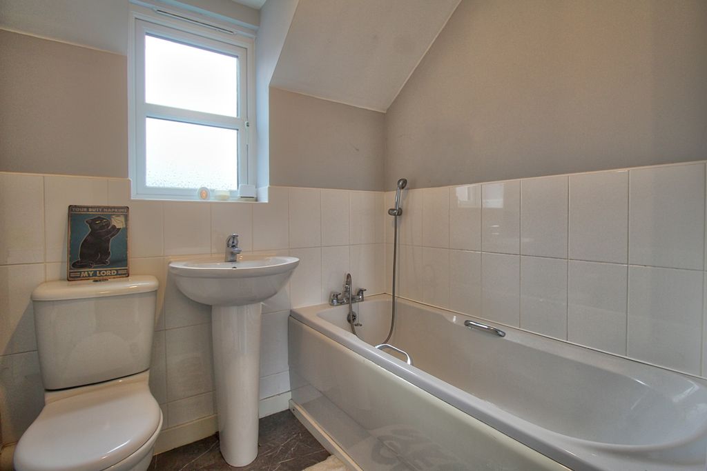 Additional image 10 of 2 bed flat for saleHill View Road, Malvern WR14