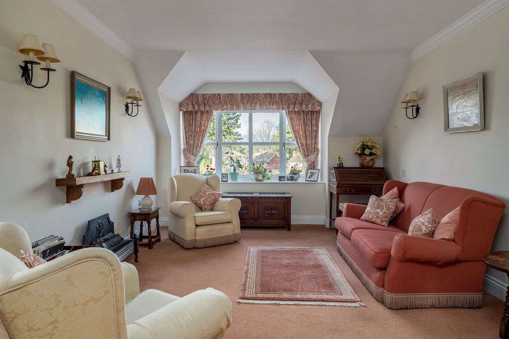 Additional image 5 of 2 bed flat for saleShirleys Drive, Prestbury SK10