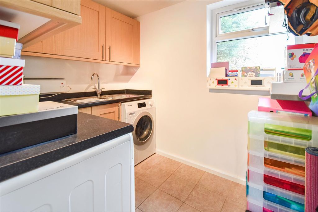 Additional image 9 of 4 bed detached house for saleThe Gardens, Doddinghurst, Brentwood CM15