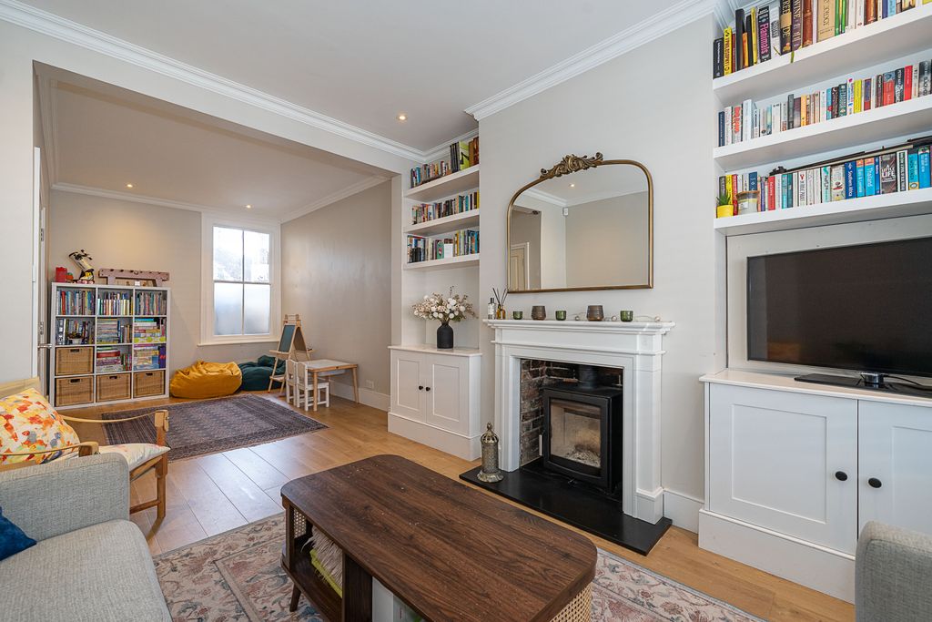 Additional image 3 of 4 bed detached house for saleYork Road, Brentford TW8