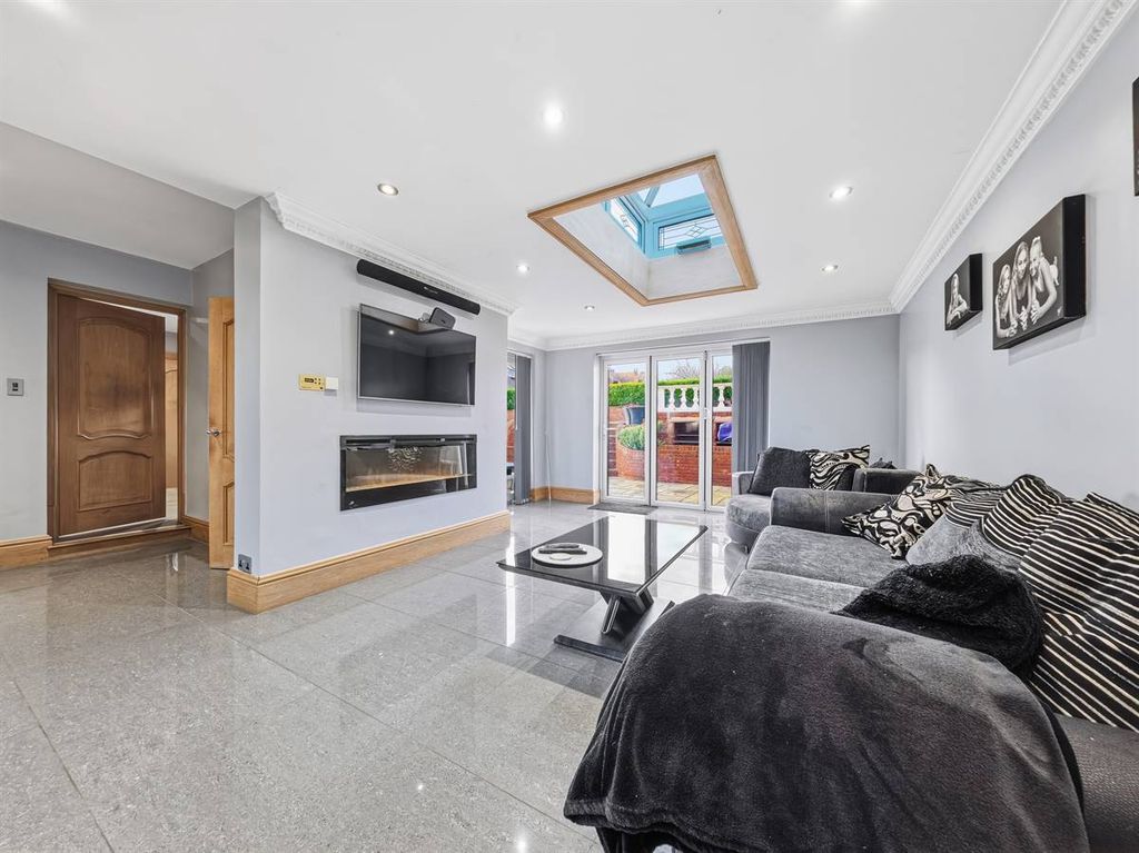 Additional image 18 of 6 bed detached house for saleCliff Promenade, Broadstairs CT10