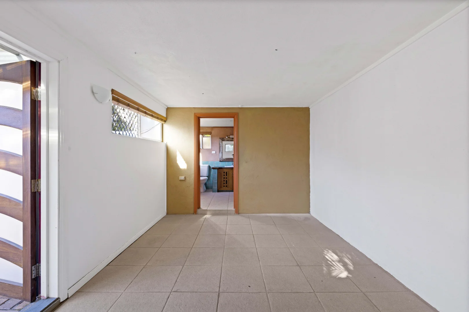 Additional image 12 of 123 Allambi Avenue, Broadbeach Waters QLD 4218