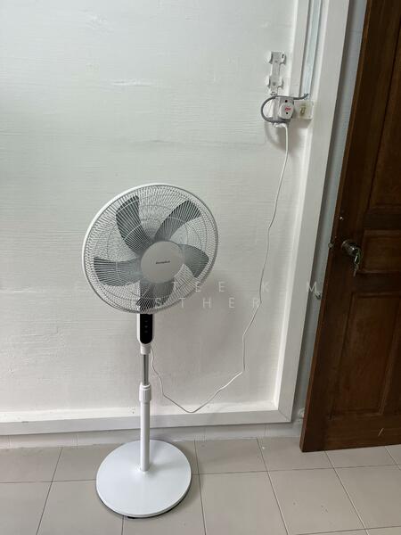 296E Choa Chu Kang Avenue 2 photo 2