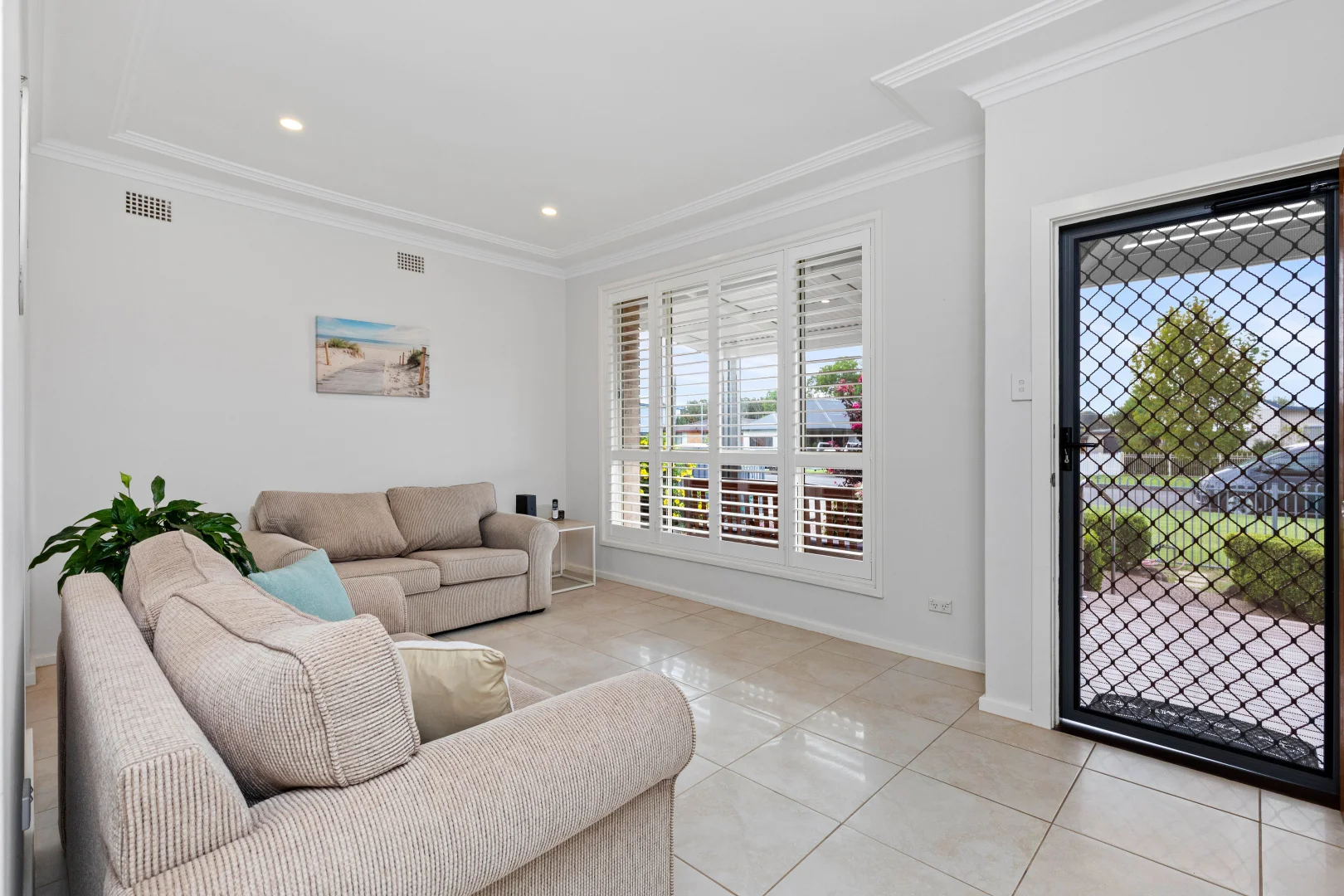 Additional image 3 of 10 Oxley Street, Swansea NSW 2281