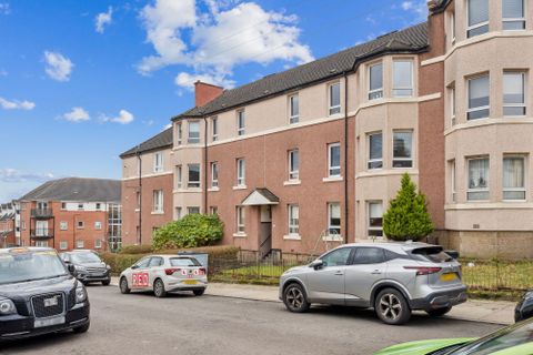 Birchfield Drive, Flat 1/2, Scotstoun, Glasgow G14