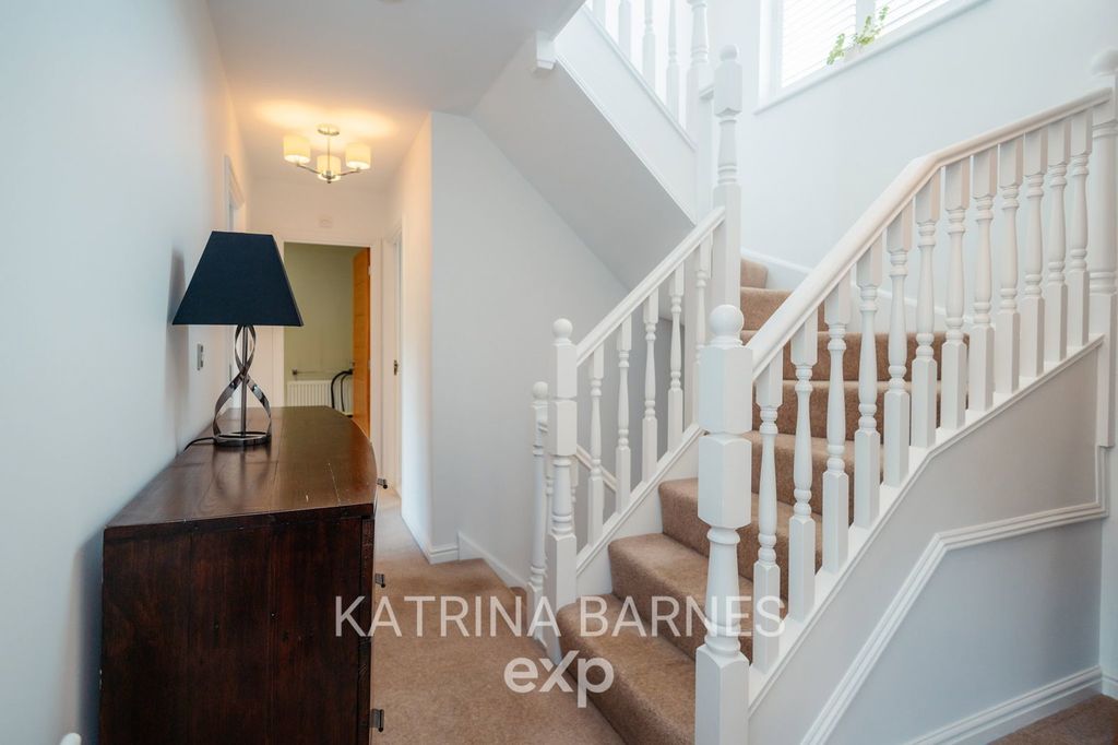 Additional image 20 of 6 bed detached house for saleGrantham Avenue, Great Notley CM77