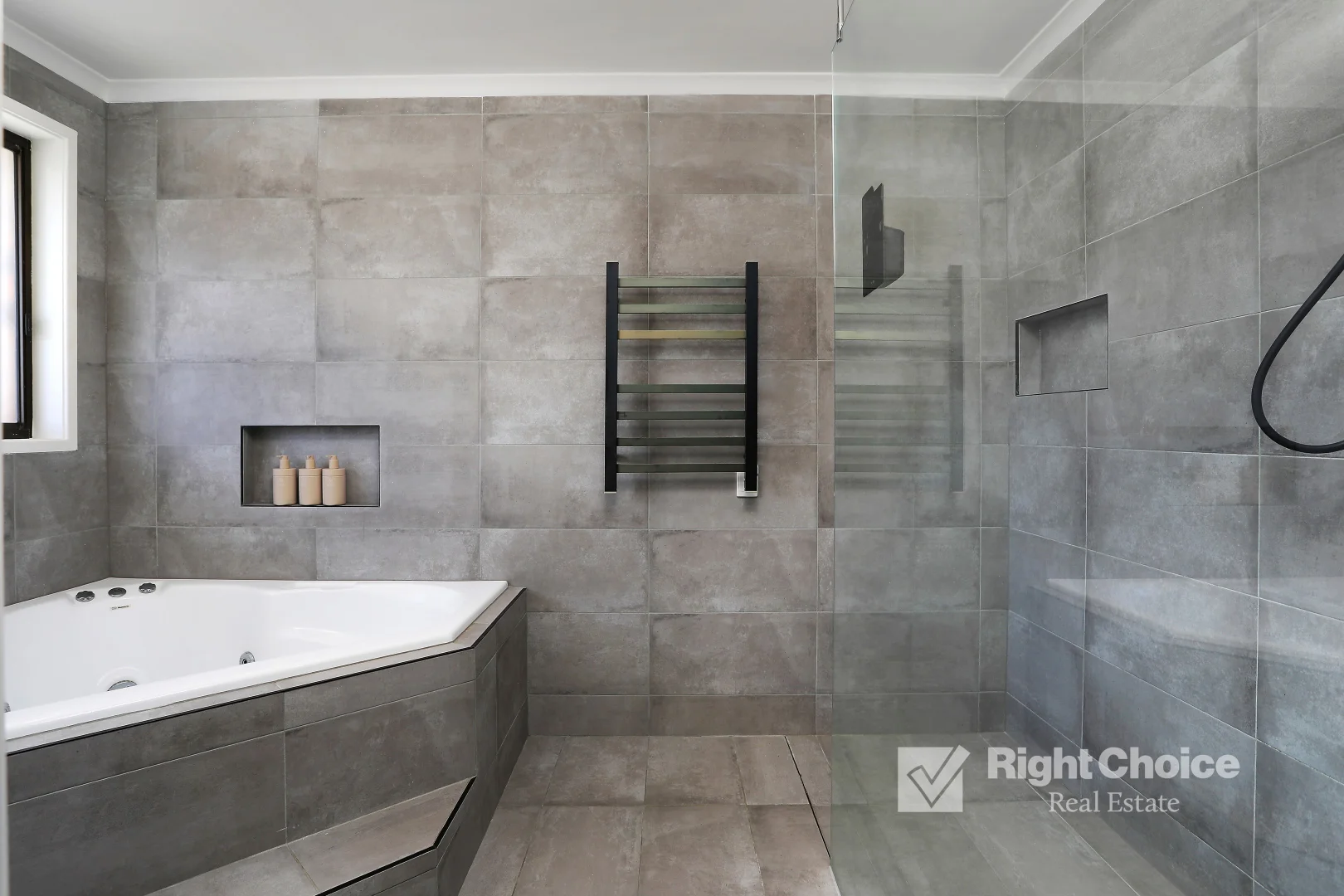 Additional image 12 of 1 McCoy Place, Albion Park NSW 2527