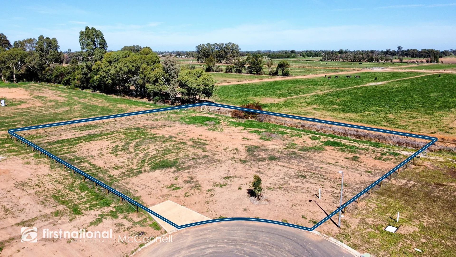 9 Cross Close, Kyabram VIC 3620 photo 3