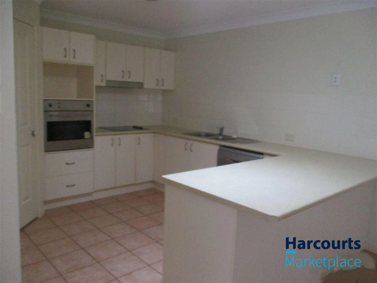 17 Emma Place, Springfield Lakes QLD 4300 photo 3