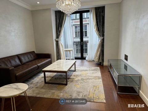Lincoin Square, London WC2A