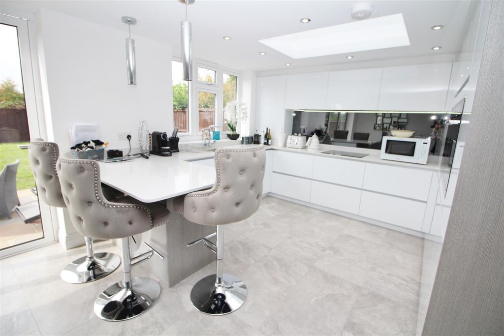 Additional image 5 of 4 bed semi-detached house for saleGables Avenue, Red Road, Borehamwood WD6