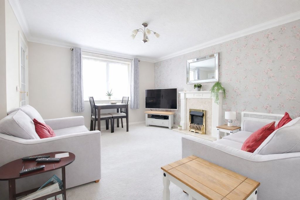Additional image 2 of 1 bed flat for saleTylers Close, Lymington, Lymington SO41