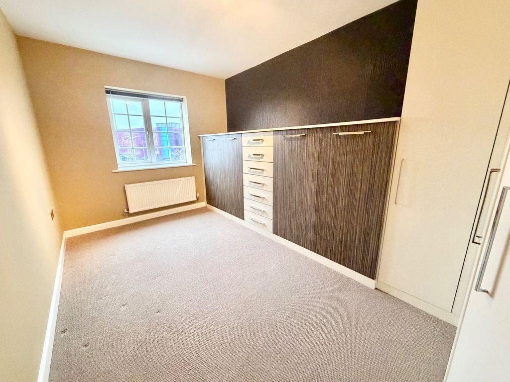 Additional image 17 of 2 bed flat for saleMadison Avenue, Brierley Hill DY5