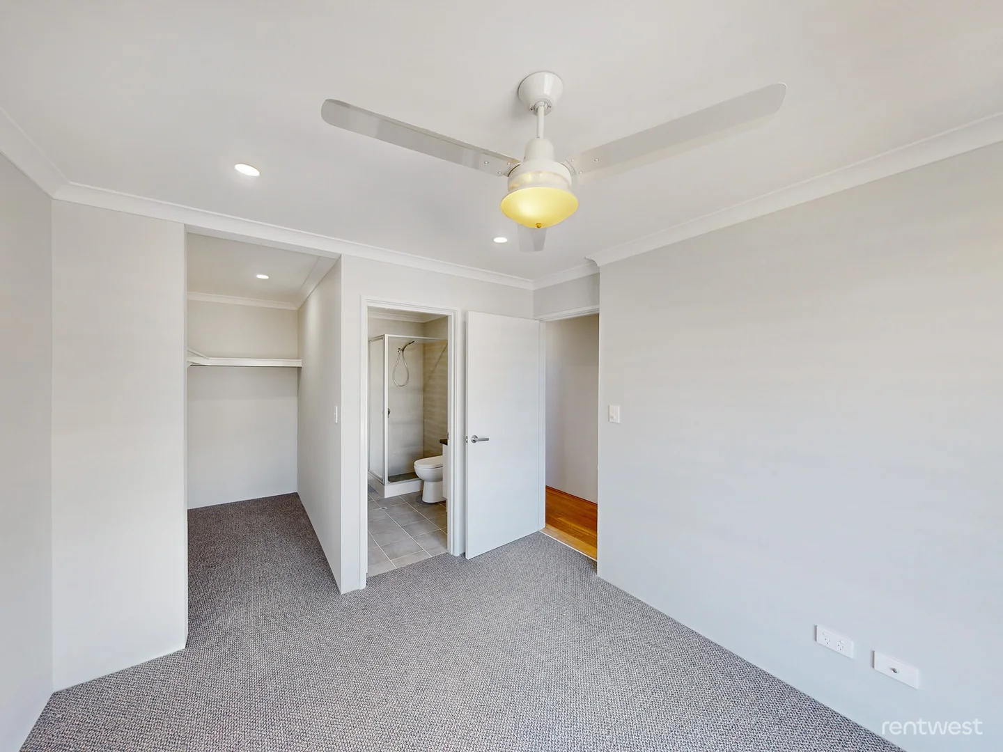 43 Broach Way, Alkimos WA 6038 photo 5