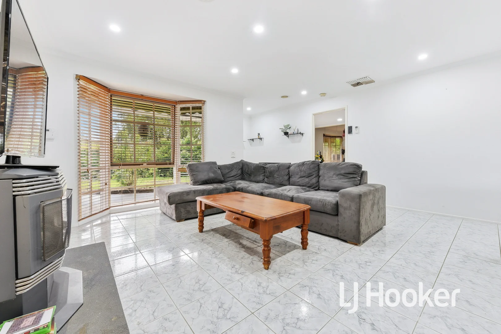 Additional image 3 of 58 Lesdon Avenue, Cranbourne VIC 3977
