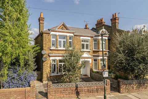 North Worple Way, East Sheen SW14