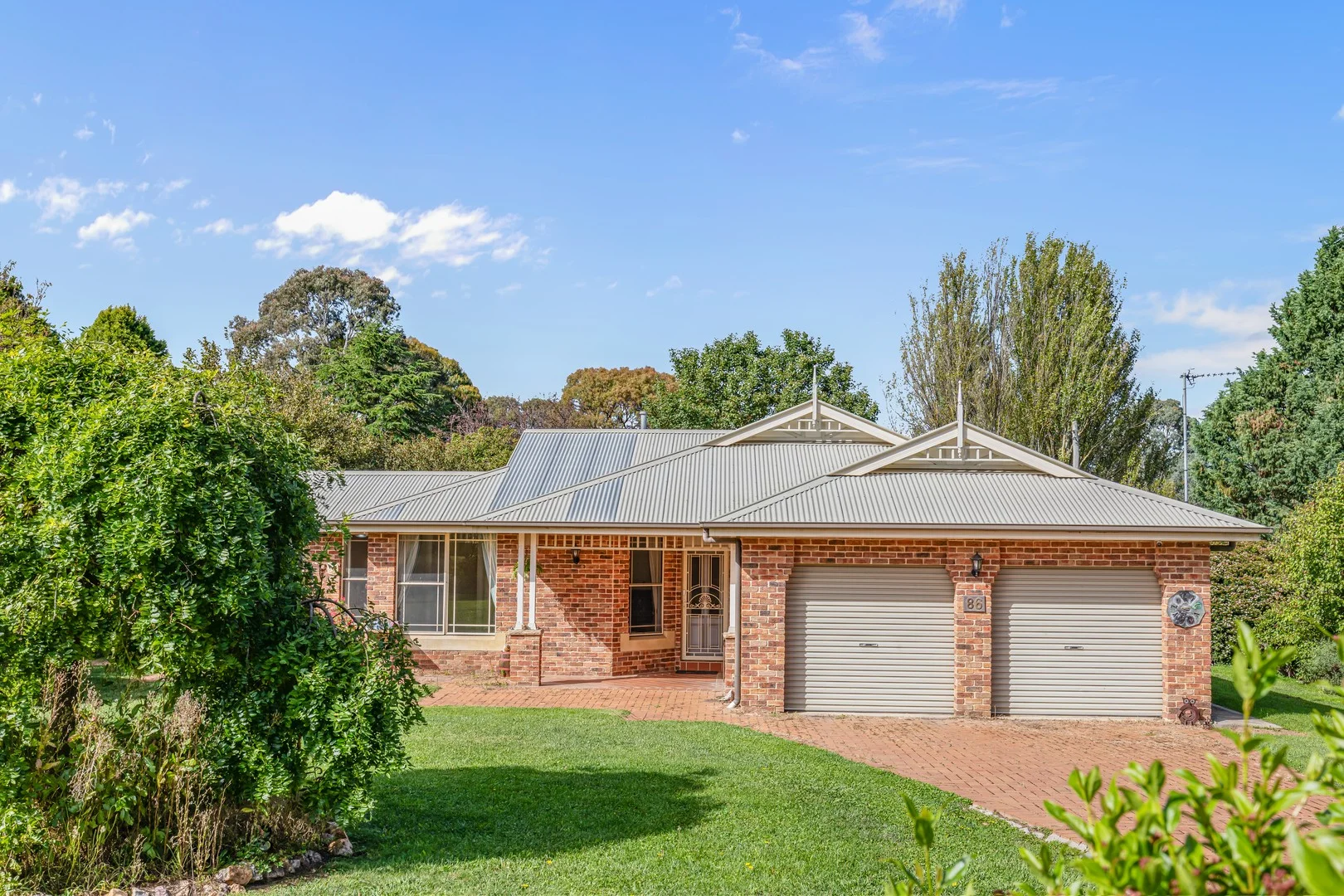 84-86 Queen Street, Oberon NSW 2787