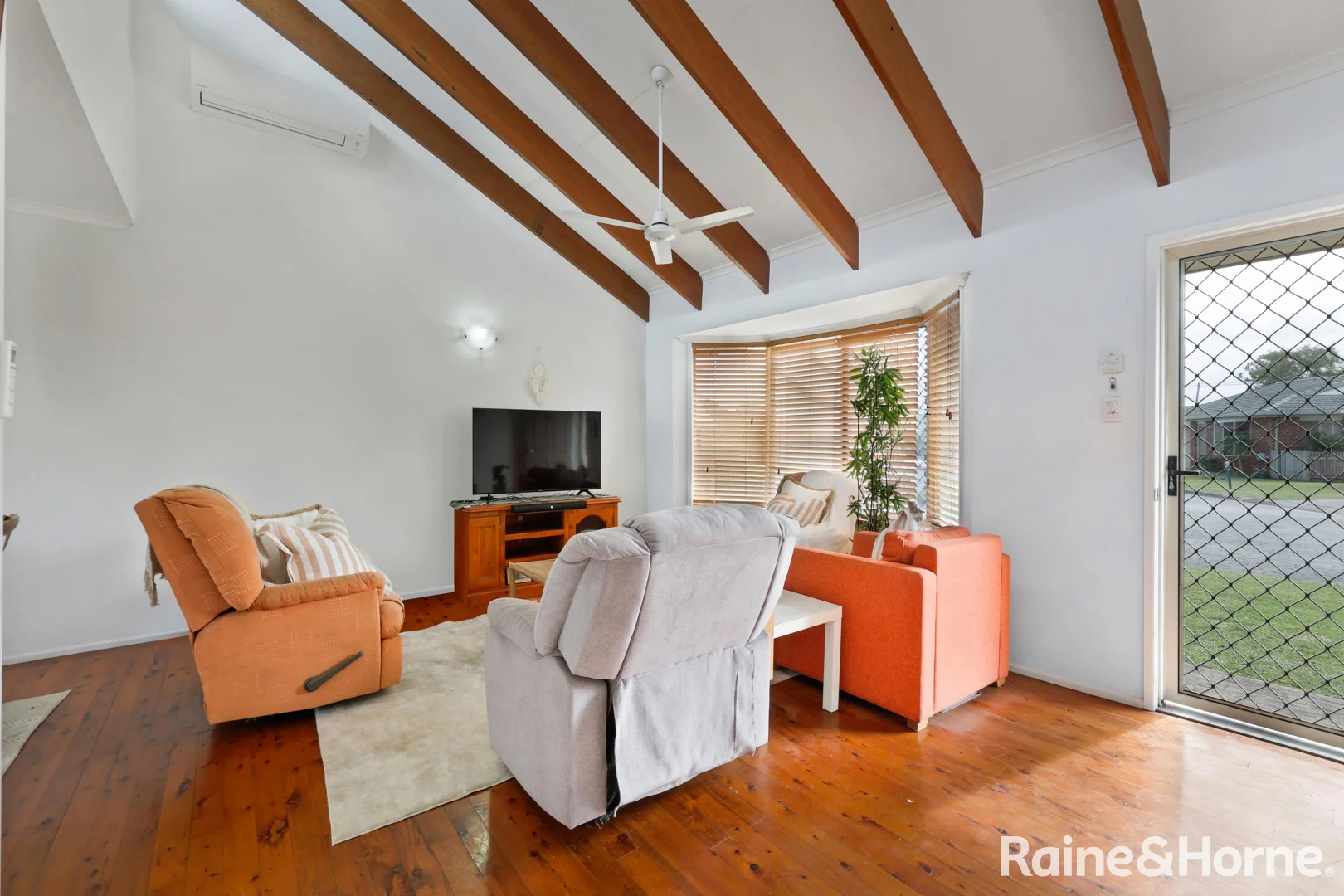6/10 Beaconsfield Road, Beaconsfield QLD 4740 photo 2