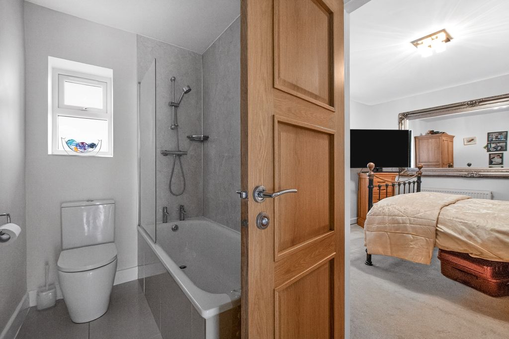 Additional image 20 of 4 bed detached house for salePenrith Road, Bournemouth BH5