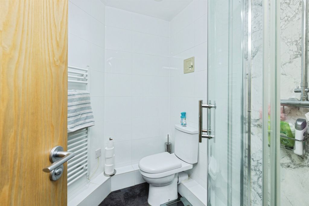 Additional image 10 of 2 bed flat for salePark Road, Elland HX5