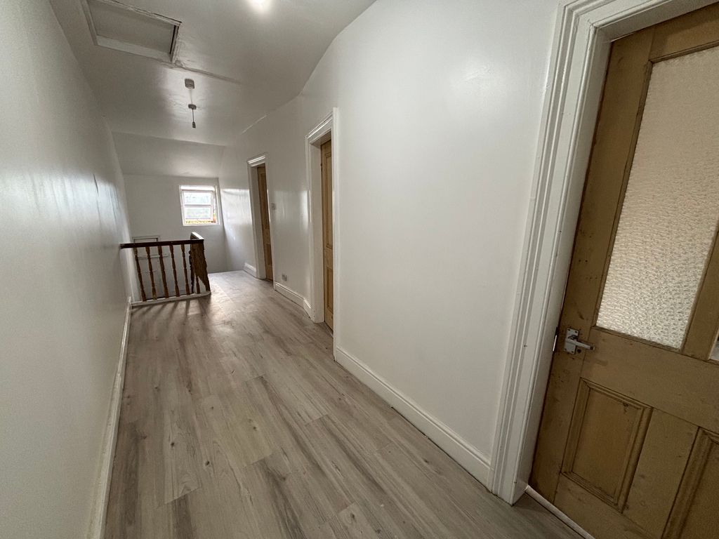 Additional image 31 of 7 bed semi-detached house for saleOxford Avenue, Bootle L20