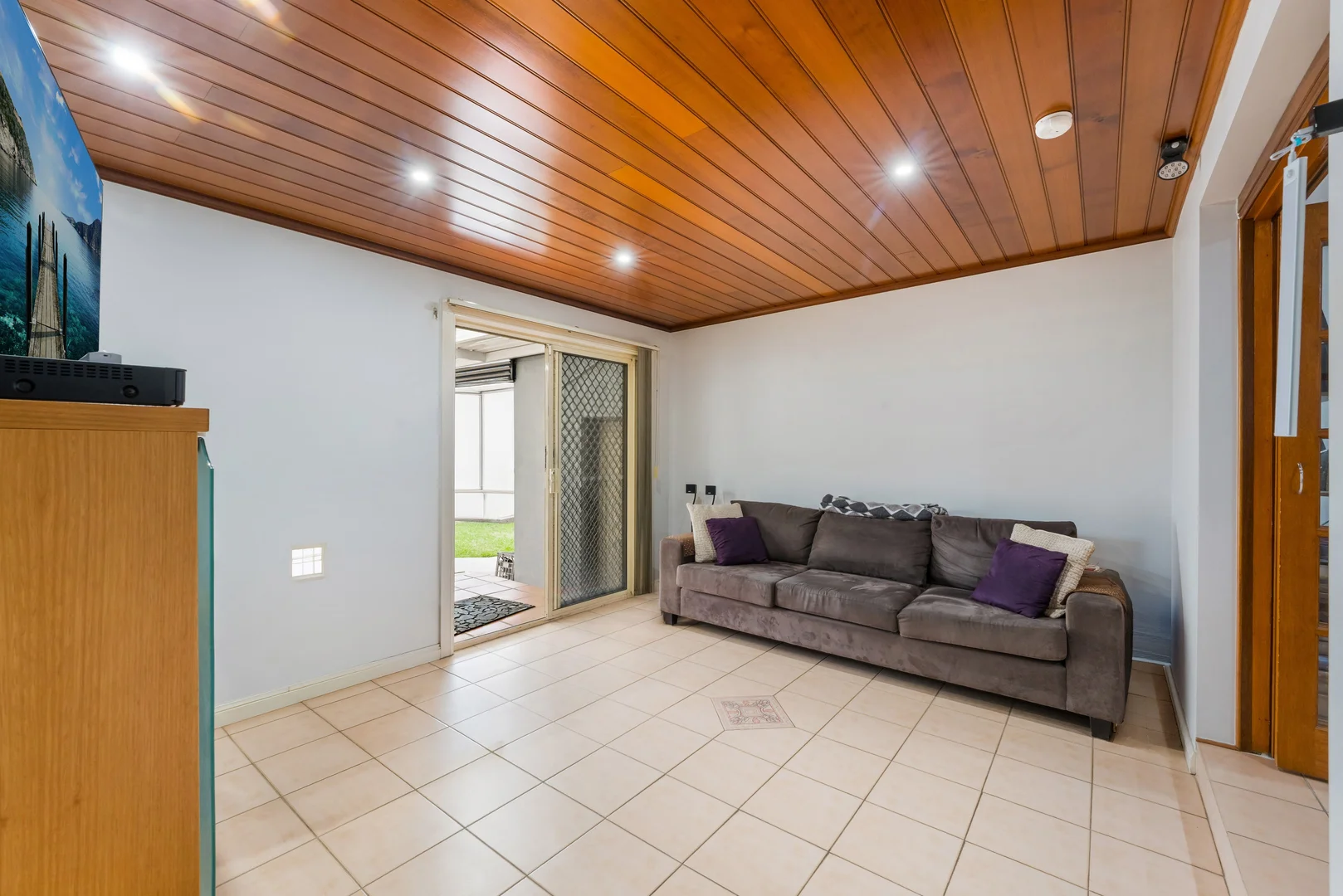 Additional image 8 of 2 Amber Close, Bossley Park NSW 2176