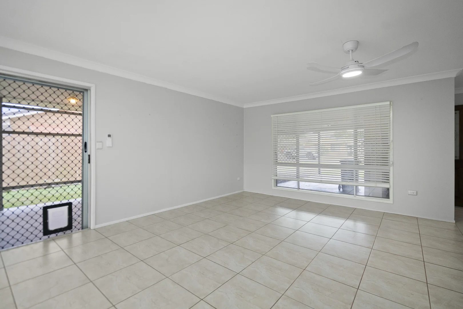 30 Sunset Drive, Thabeban QLD 4670 photo 4
