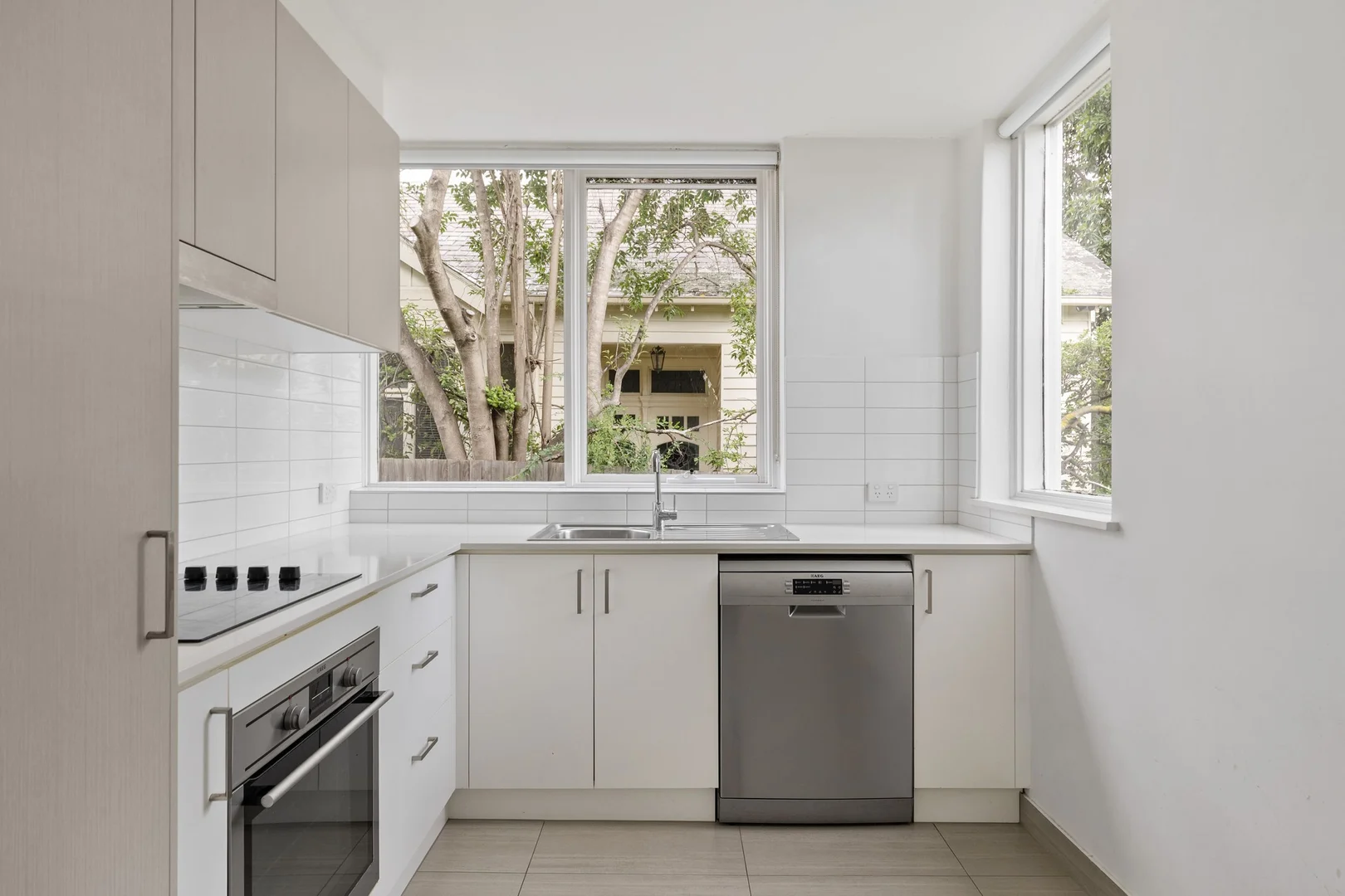 Additional image 3 of 2/25 Haines Street, Hawthorn VIC 3122