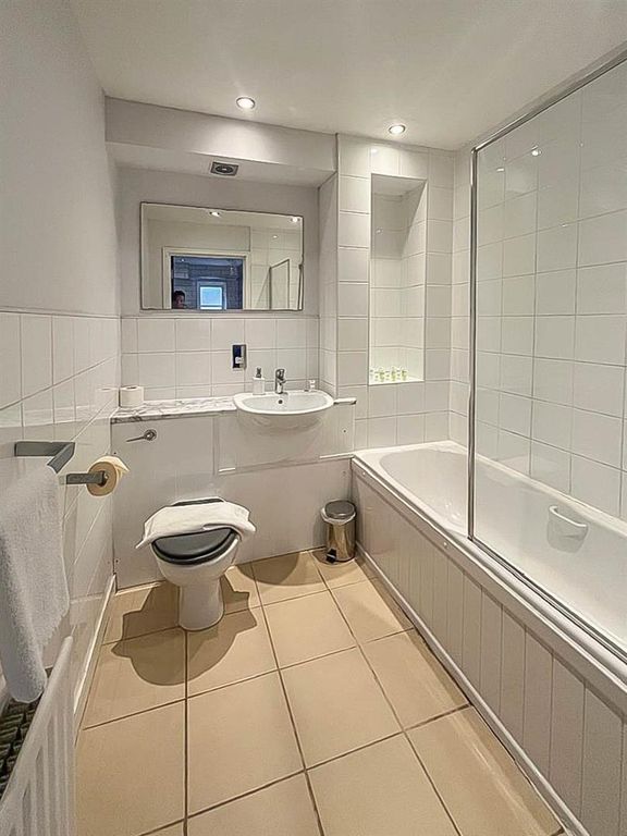 Additional image 8 of 2 bed flat for saleHart Street, Brentwood CM14