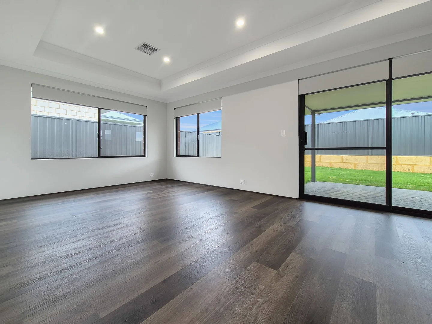 6 Holstein Parkway, Baldivis WA 6171 photo 4