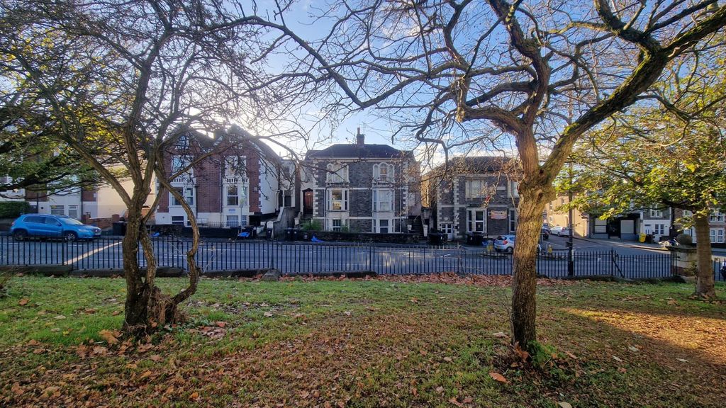2 bed flat for saleChurch Road, Bristol BS5