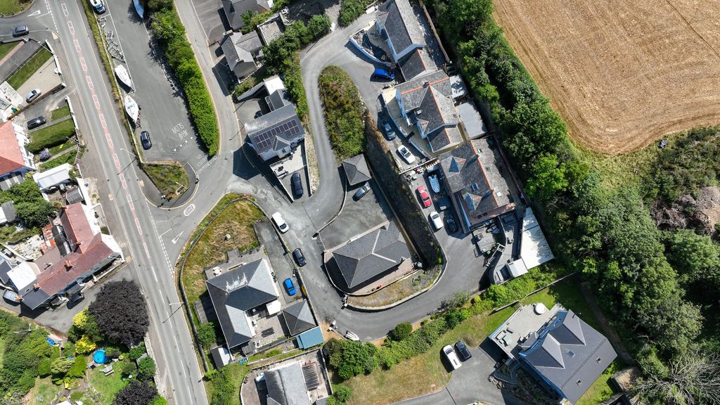 Additional image 8 of 5 bed detached house for salePell Orwel, Towyn Road, New Quay SA45