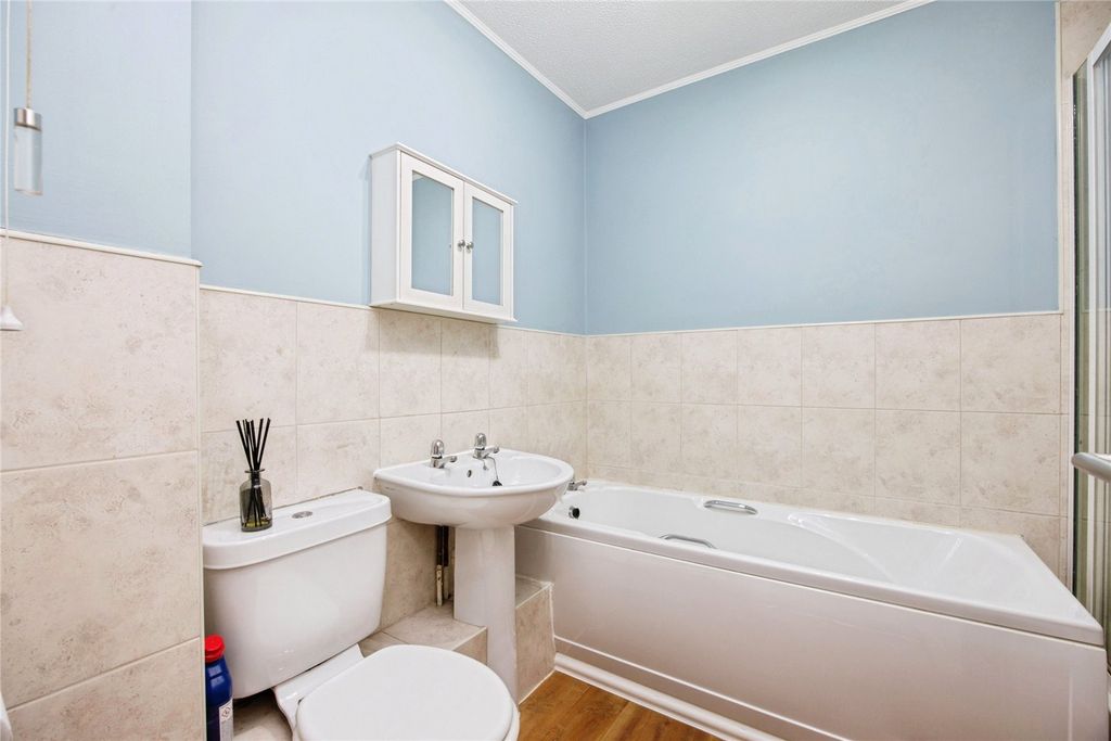 Additional image 5 of 3 bed maisonette for saleCastle Hill Court, Cross Lane, Bodmin, Cornwall PL31