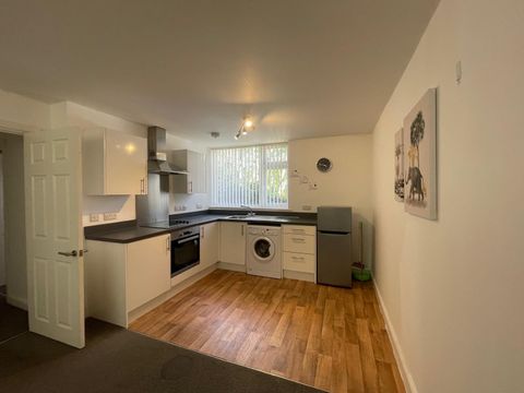 Vivian Avenue, Carrington NG5
