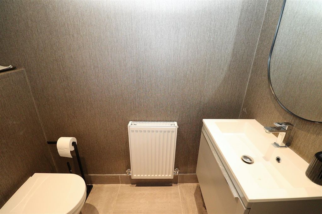 Additional image 29 of 3 bed detached bungalow for saleTheobald Street, Borehamwood WD6