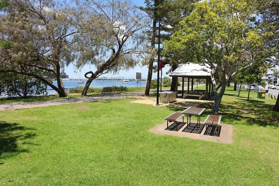 Additional image 27 of 1/27 Eider Avenue, Paradise Point QLD 4216