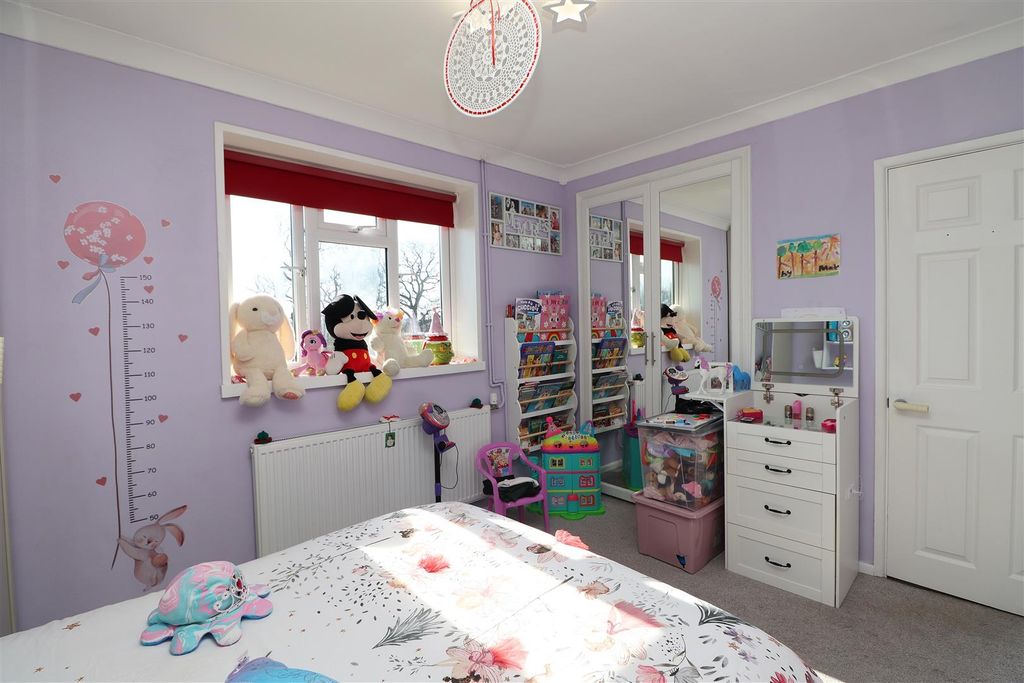 Additional image 17 of 2 bed maisonette for saleCrown Road, Borehamwood WD6