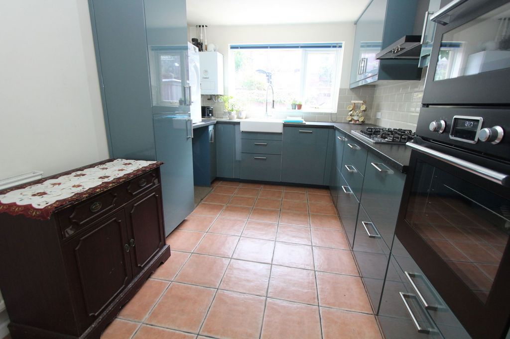 Additional image 3 of 5 bed detached house for saleNorth View Drive, Brierley Hill DY5