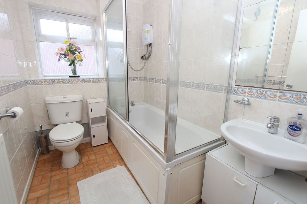 Additional image 16 of 5 bed detached house for saleNorth View Drive, Brierley Hill DY5