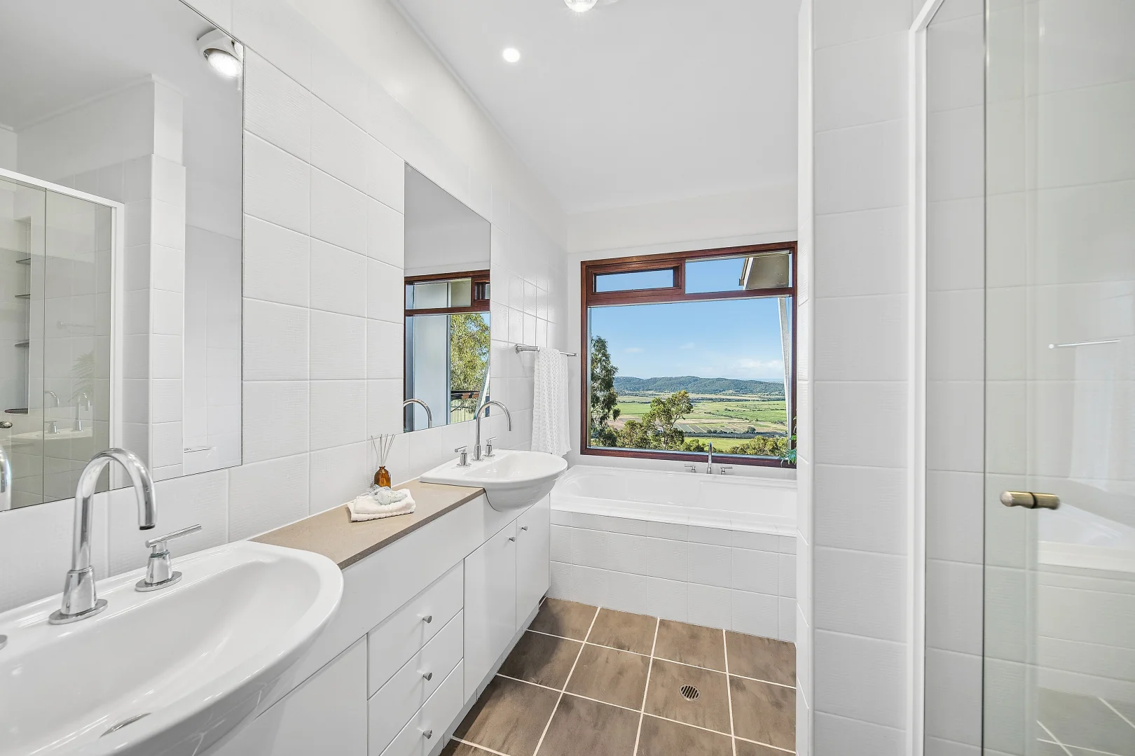 Additional image 11 of 175 Ocean Vista Drive, Maroochy River QLD 4561