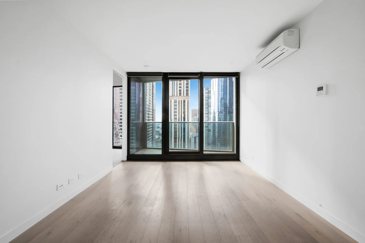Additional image 3 of 2215/135 A'Beckett Street, Melbourne VIC 3000