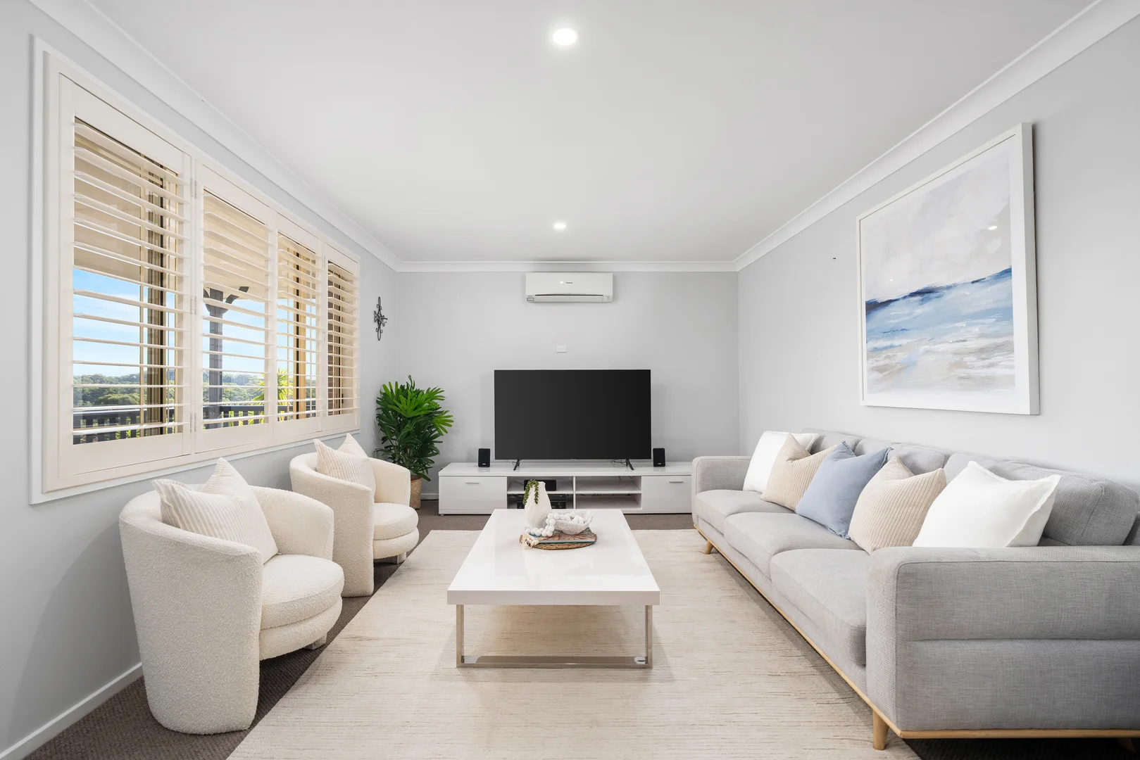 Additional image 3 of 100 Bronzewing Drive, Erina NSW 2250